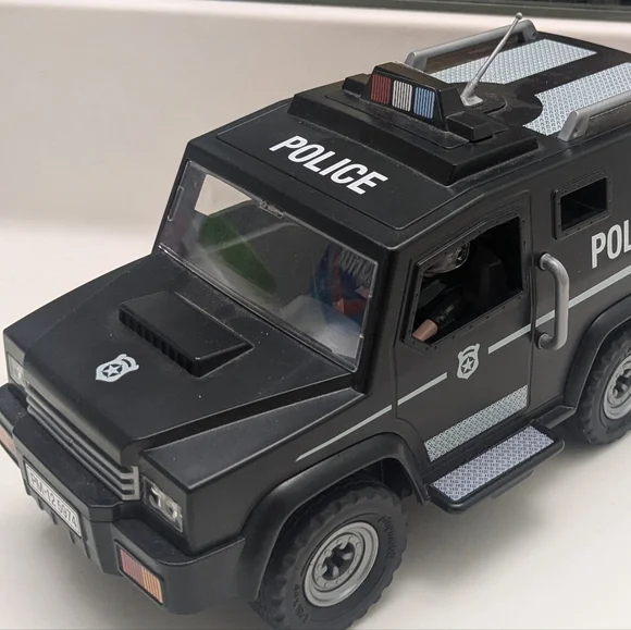 Playmobil/ Geobra Police Swat Vehicle Playset - Picture 3 of 10